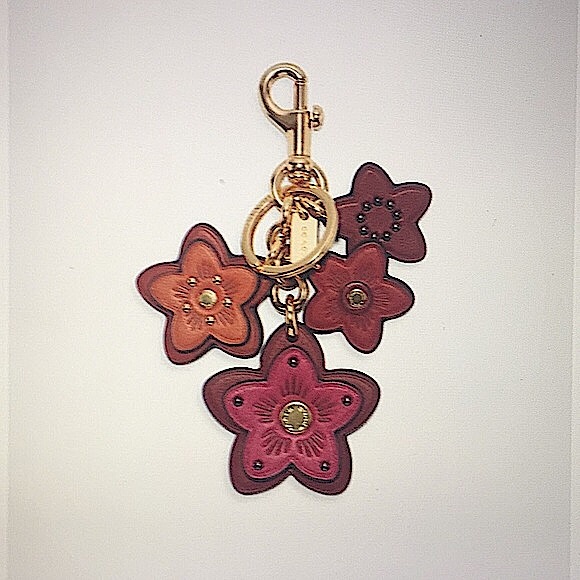 COACH - WILDFLOWER MIX BAG CHARM / KEYCHAIN (NWT) - Picture 9 of 13